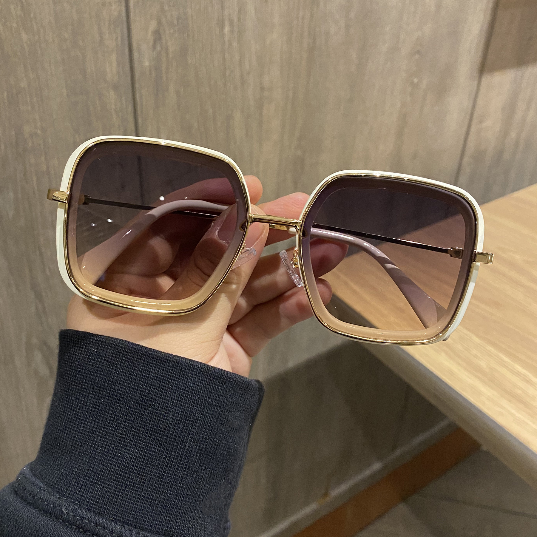 Retro Big Frame Square Brown Sunglasses For Women - Image 6
