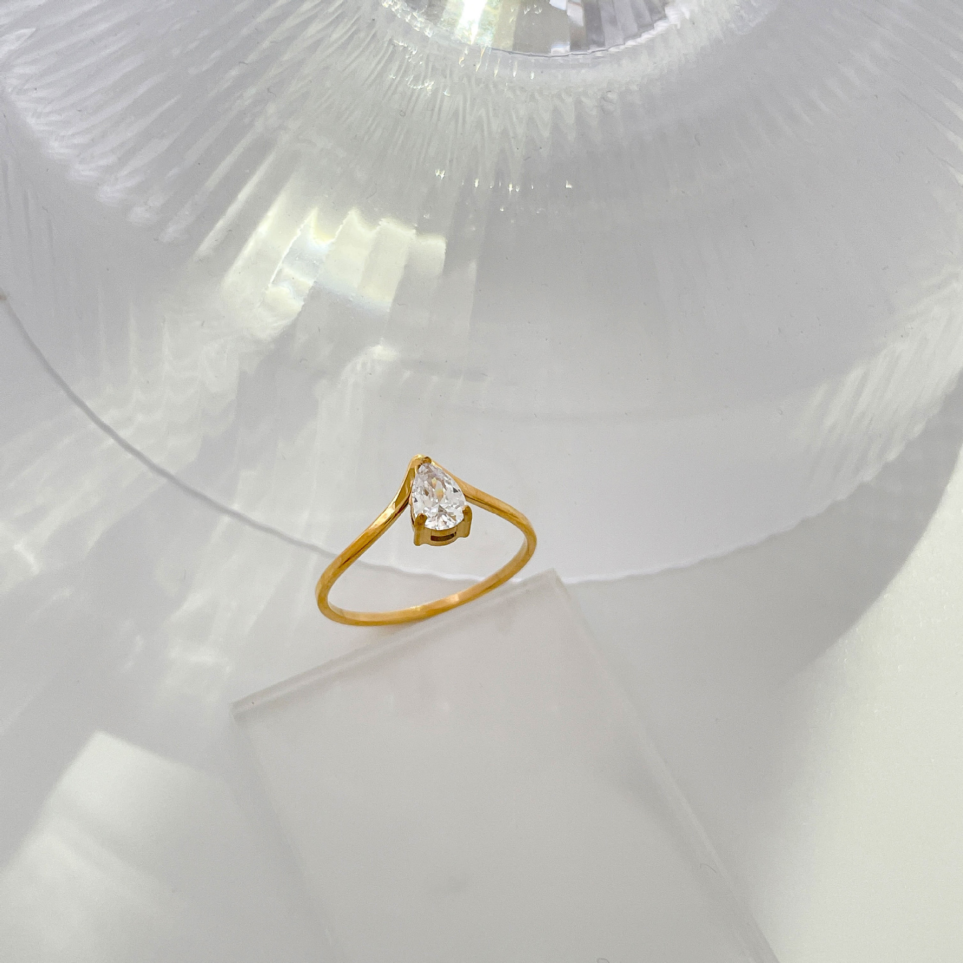 Water Drop Shimmering Zircon Ring New Arrival Fashionable - Image 3